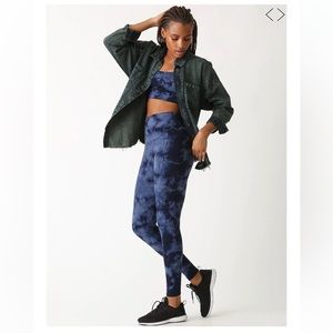 Electric and rose bra and legging set